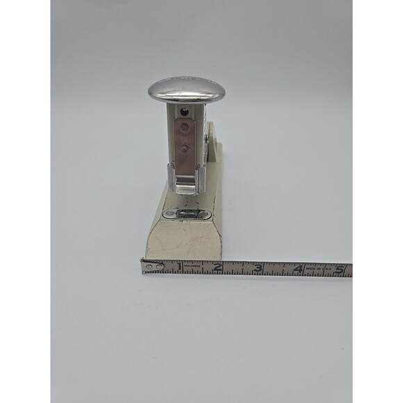 Vintage Swingline No 13 High Carbon Stapler Beige Heavy Duty Steel Made In USA - Picture 7 of 12
